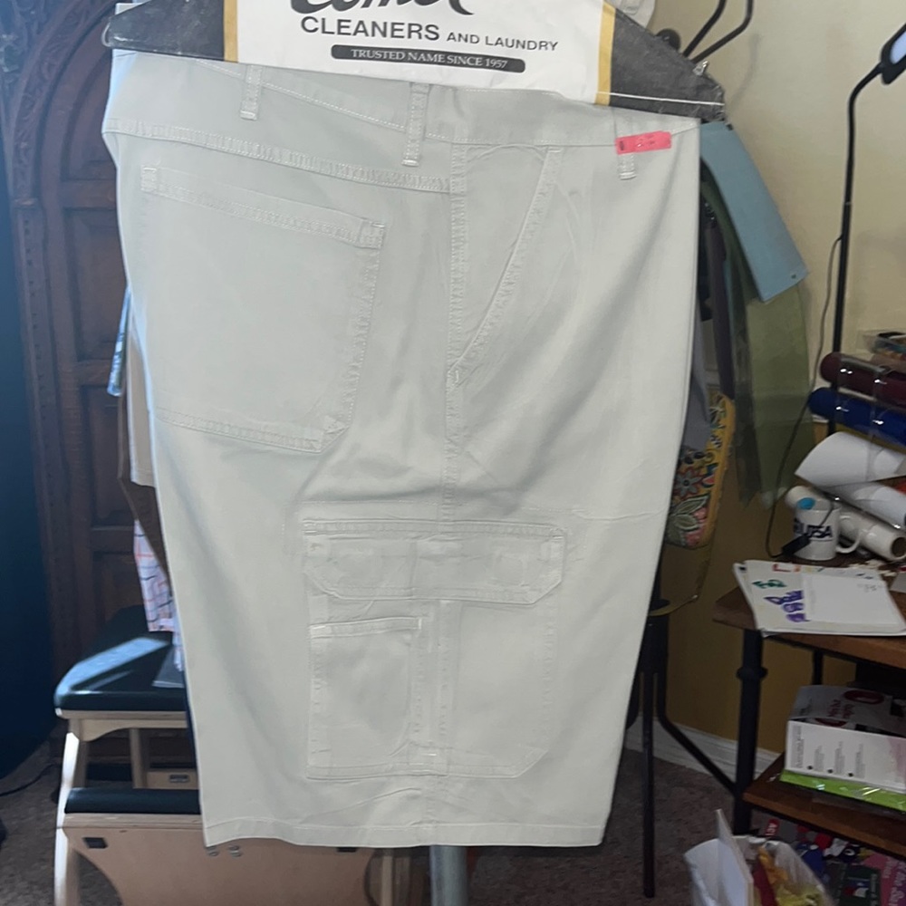 Wrangler cargo shorts